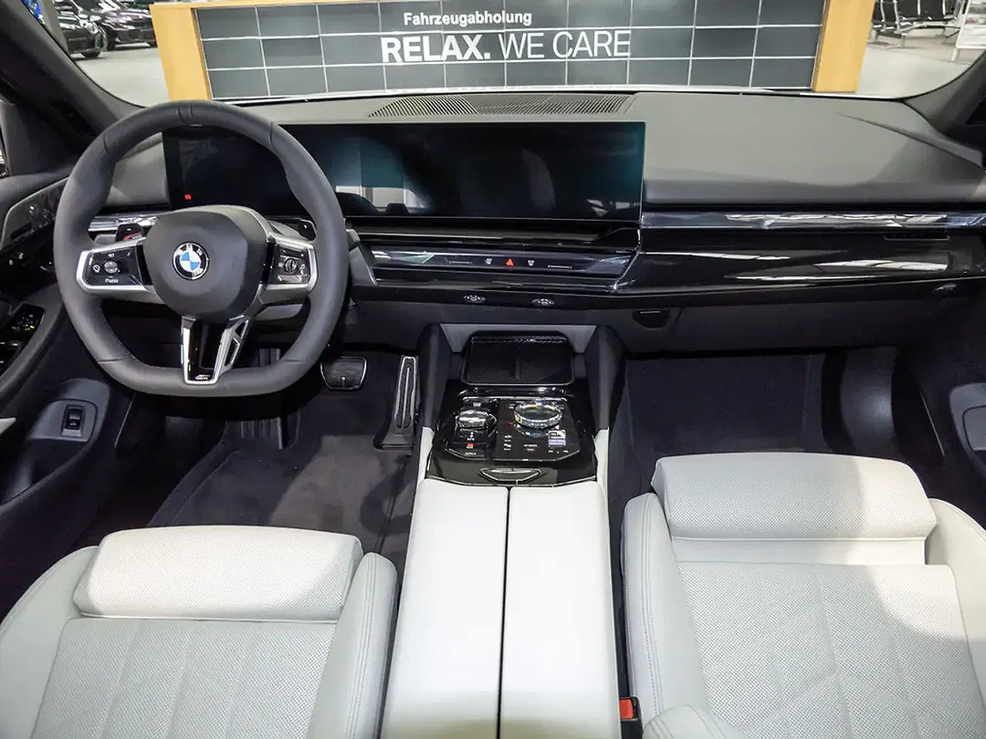 BMW 520 - Thumbnail 9