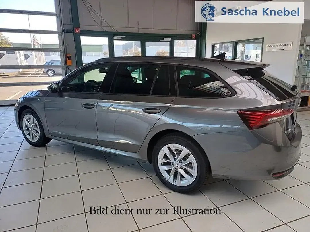 Skoda Octavia - Thumbnail 8