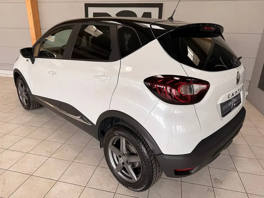 Renault Captur - Thumbnail 3