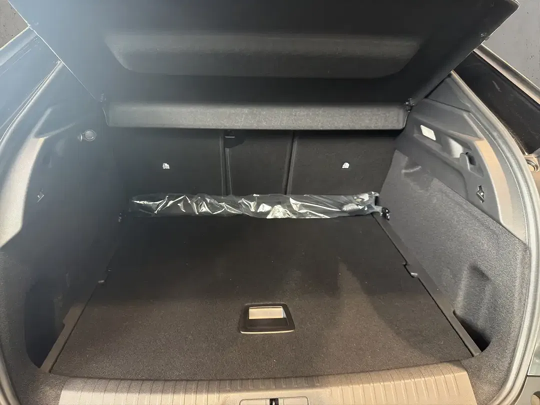 Peugeot 3008 - Thumbnail 9
