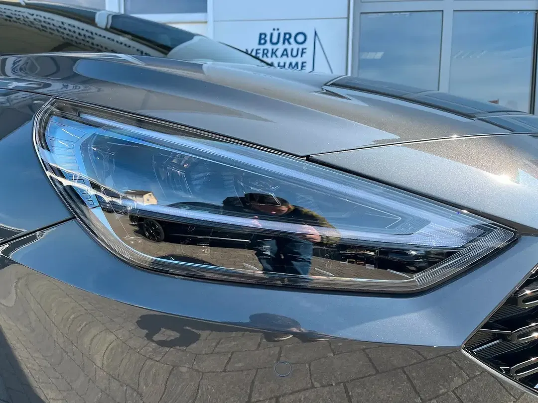 Hyundai i30 - Thumbnail 3