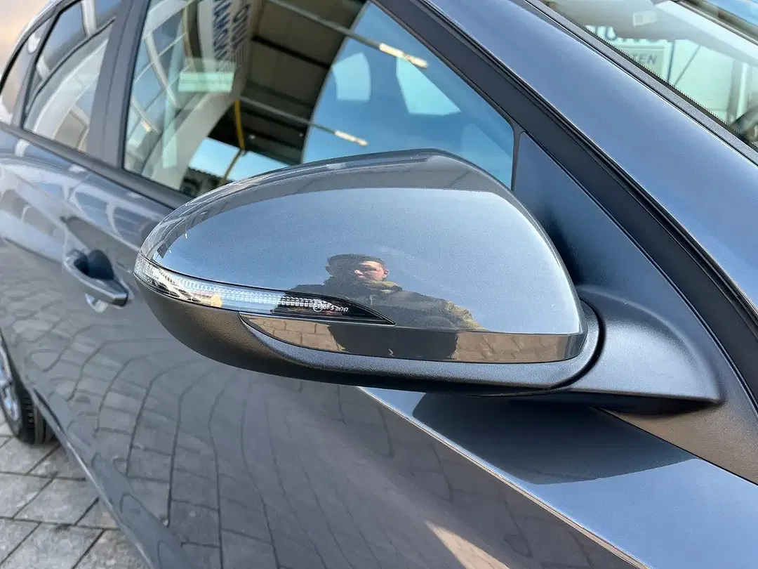 Hyundai i30 - Thumbnail 4