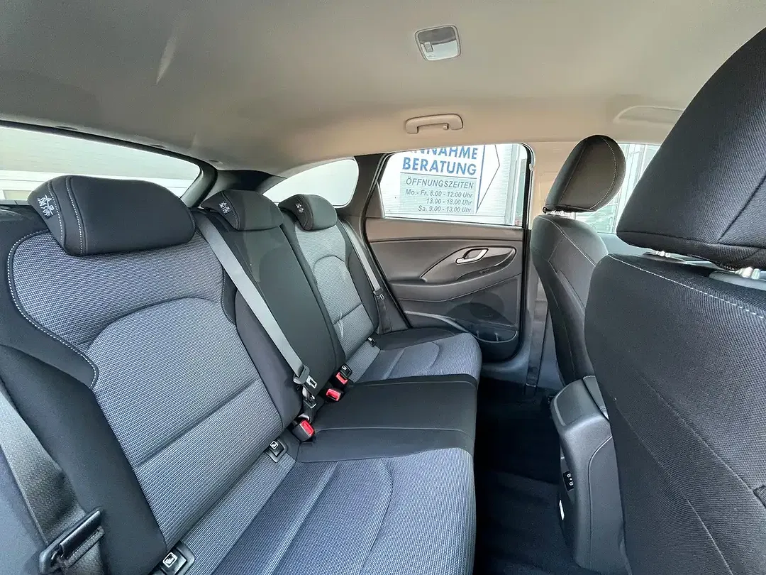Hyundai i30 - Thumbnail 7