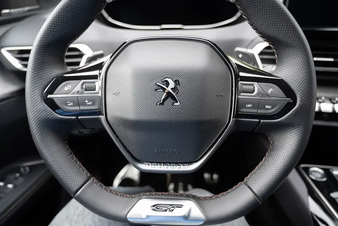 Peugeot 5008 - Thumbnail 11
