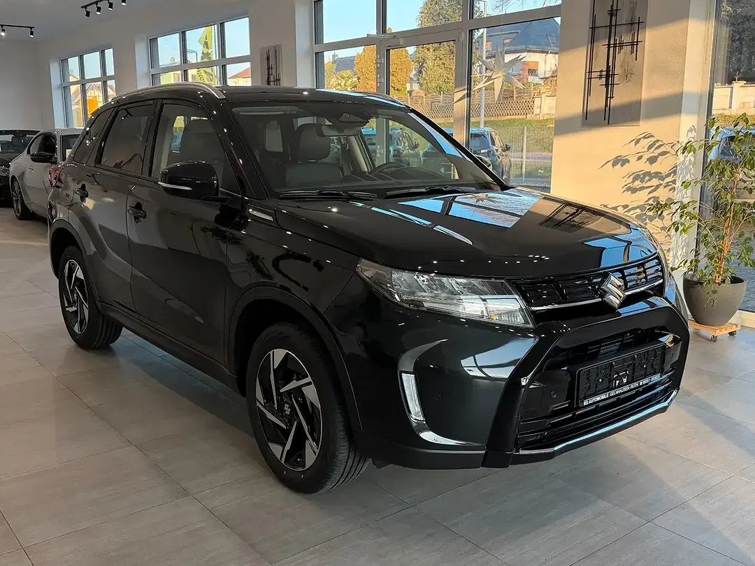 Suzuki Vitara - Thumbnail 3