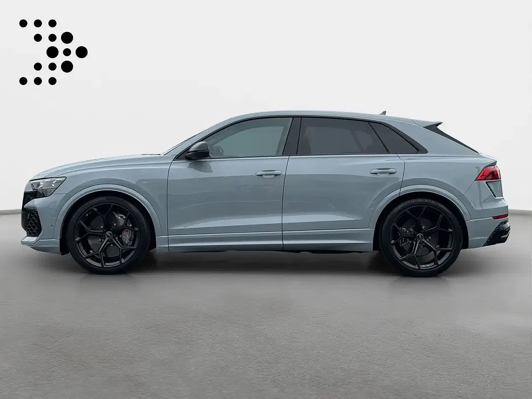 Audi RS Q8 - Thumbnail 2