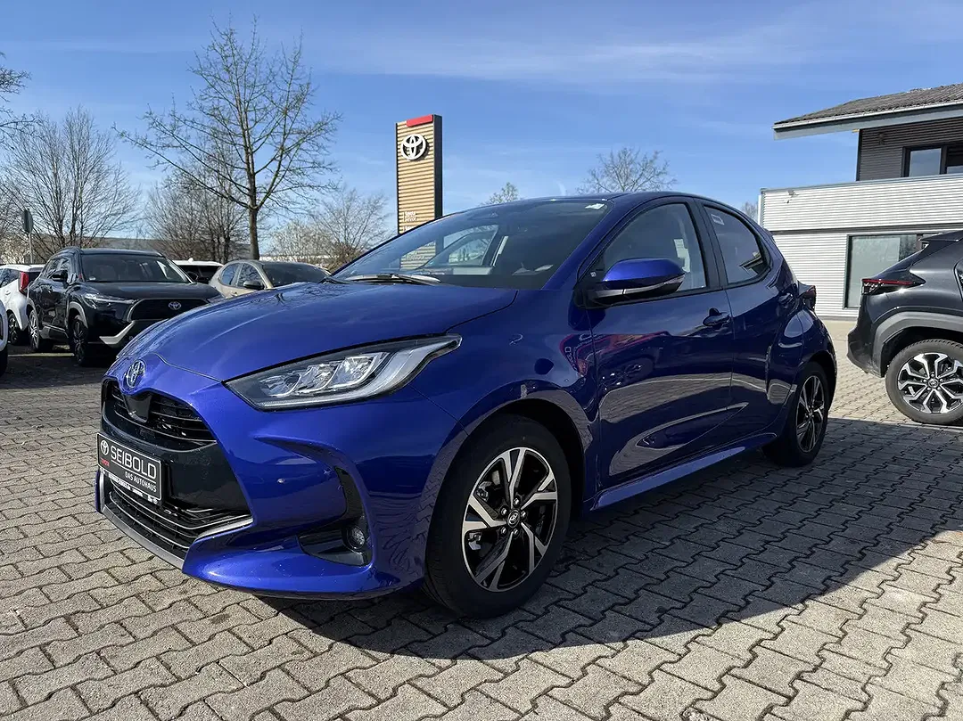 Toyota Yaris - Thumbnail 2