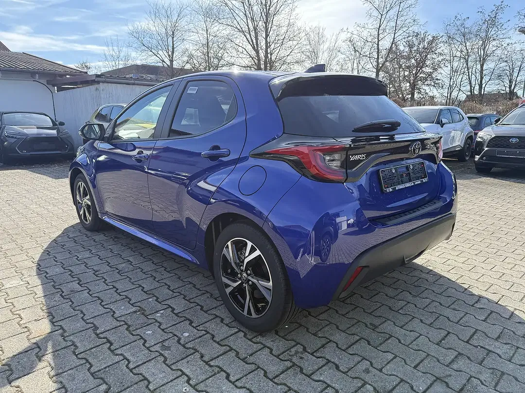 Toyota Yaris - Thumbnail 4