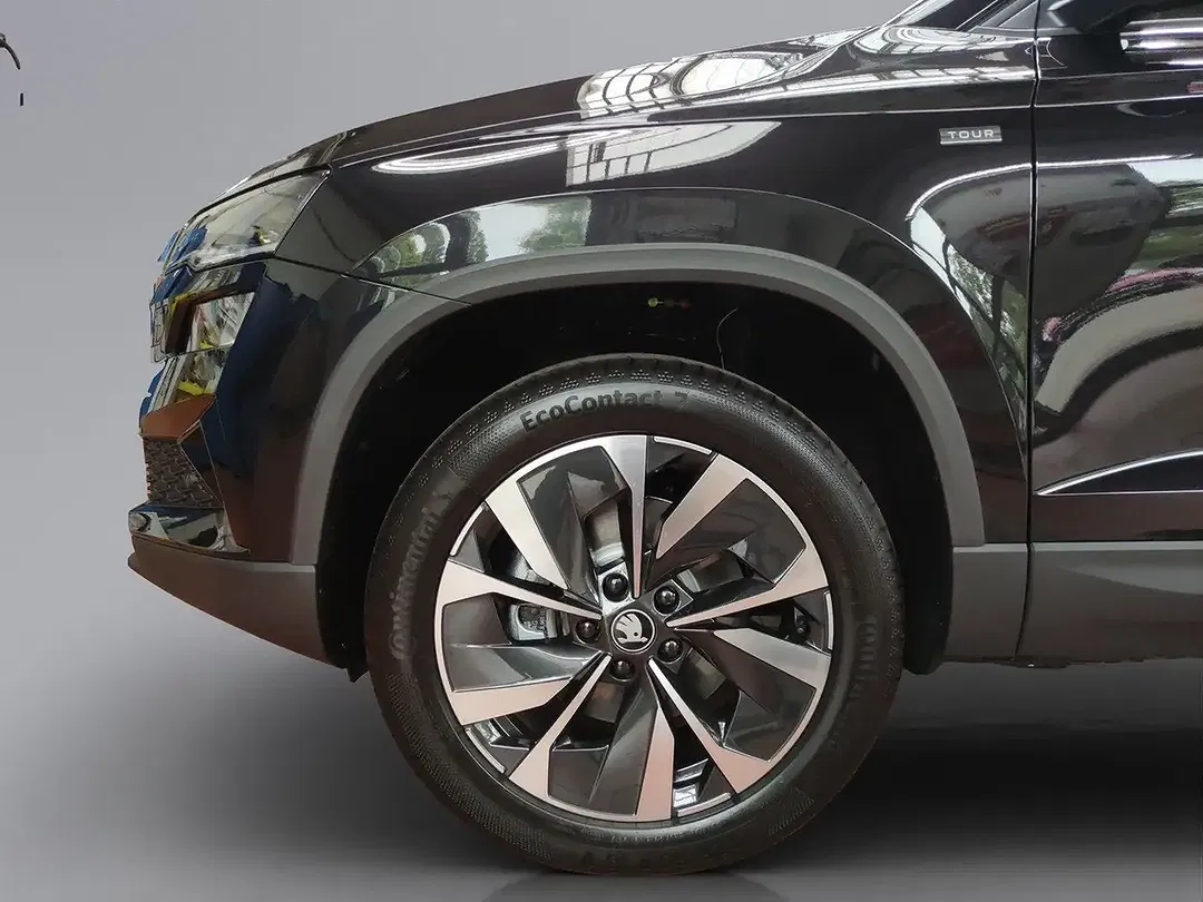 Skoda Karoq - Thumbnail 5