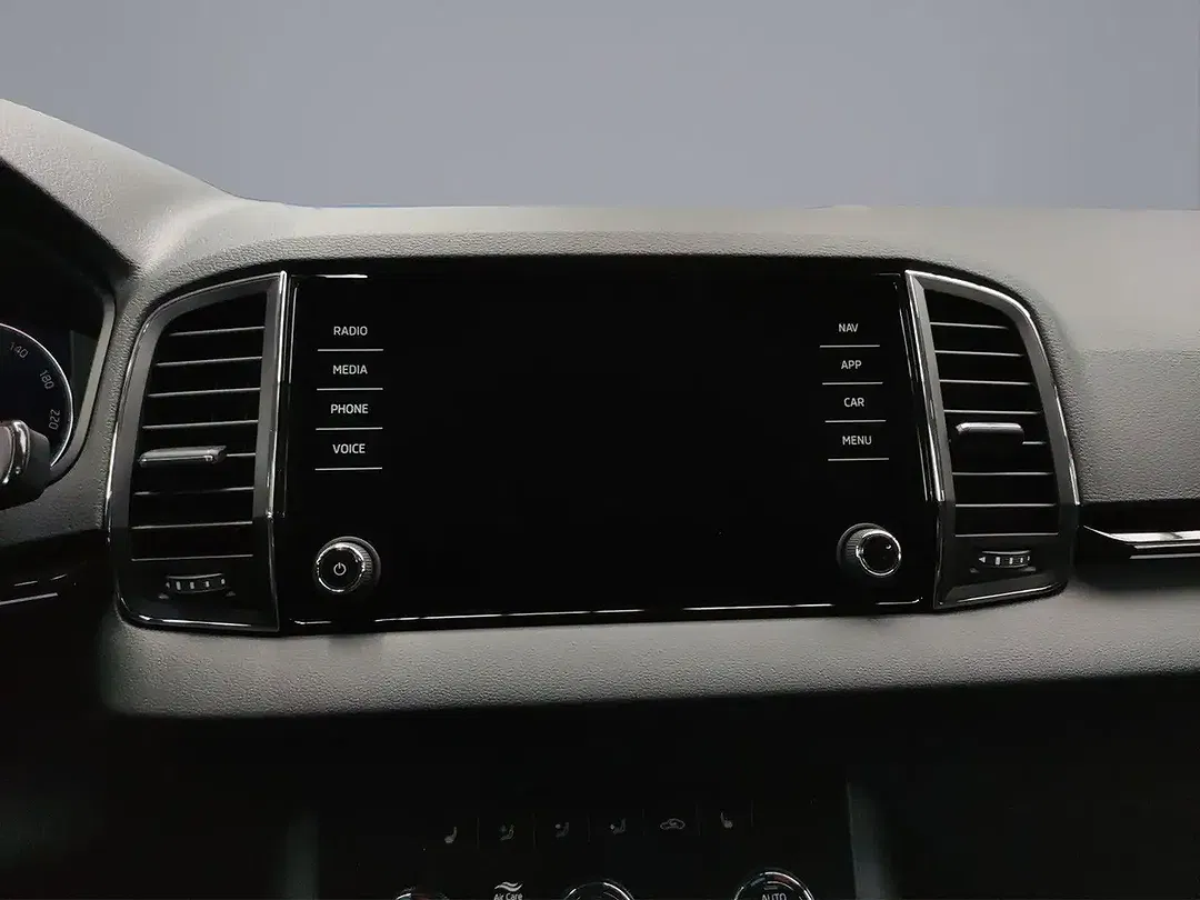 Skoda Karoq - Thumbnail 9