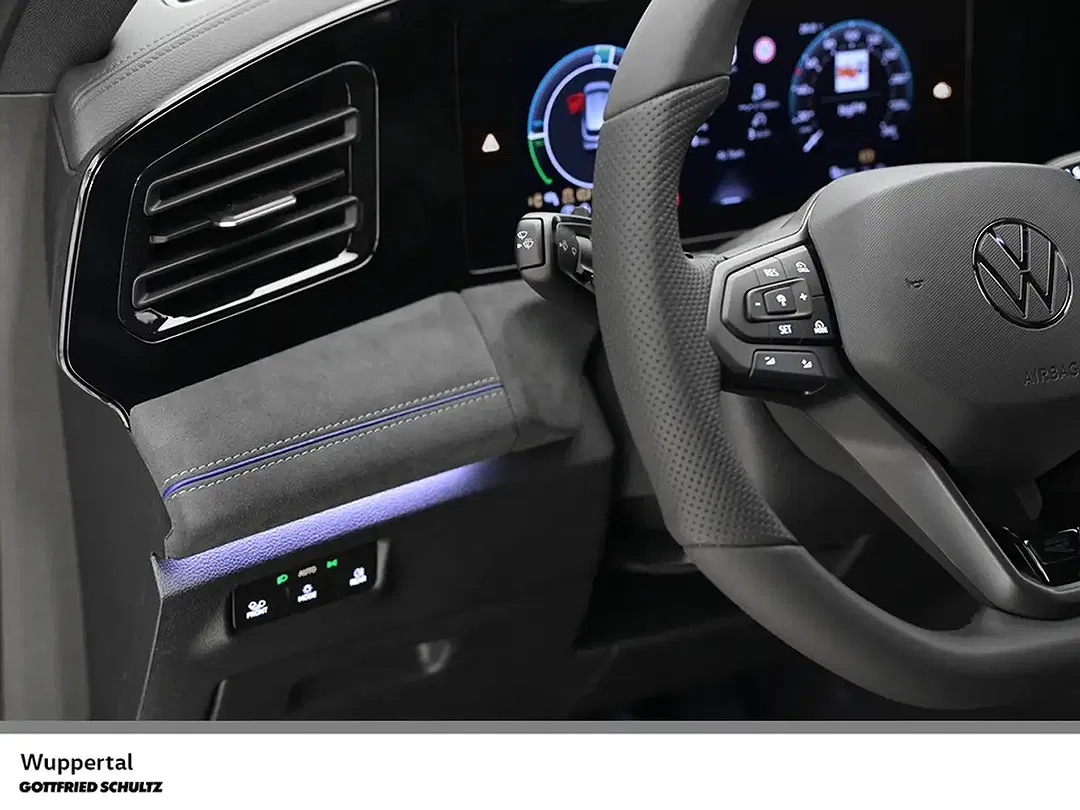 Volkswagen Tiguan - Thumbnail 9