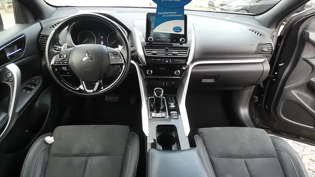 Mitsubishi Eclipse Cross - Thumbnail 12