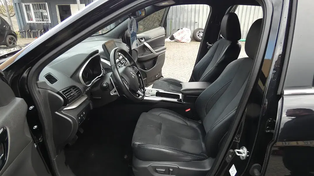 Mitsubishi Eclipse Cross - Thumbnail 13