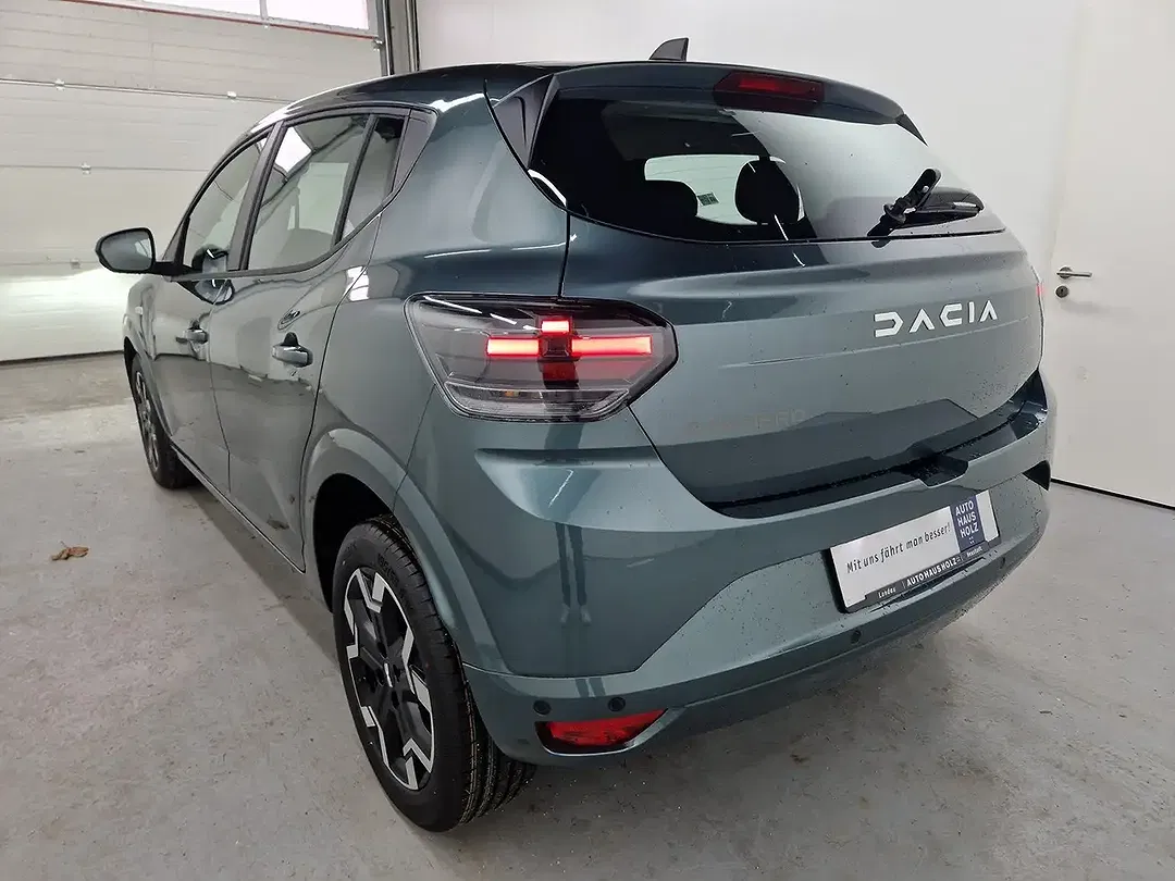 Dacia Sandero - Thumbnail 2