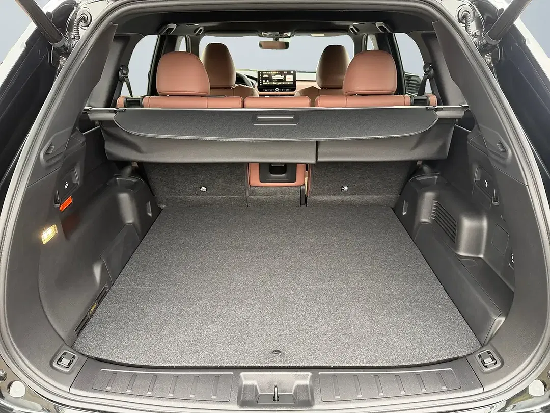 Mitsubishi Outlander - Thumbnail 14