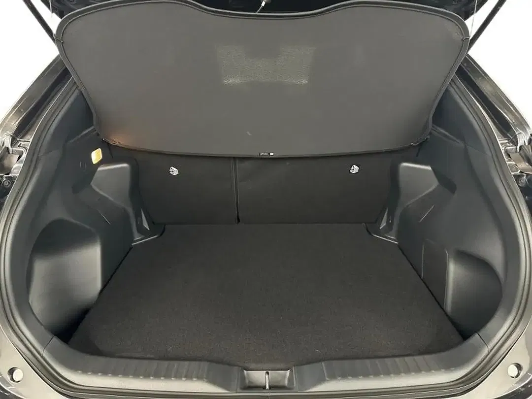 Toyota Yaris Cross - Thumbnail 9