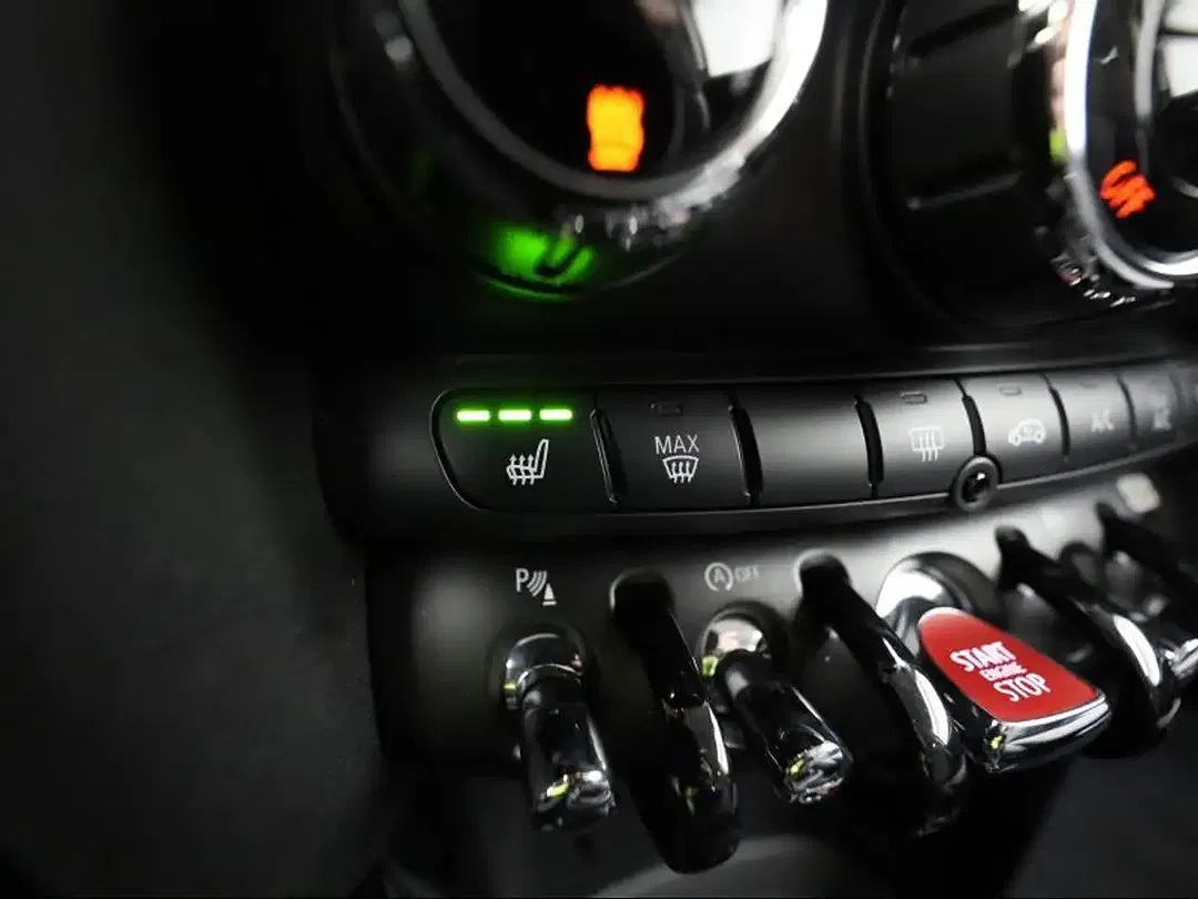 MINI Cooper - Thumbnail 13