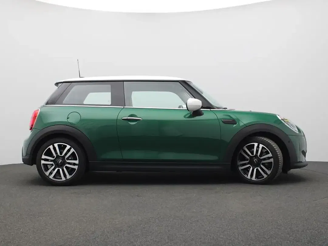 MINI Cooper - Thumbnail 3