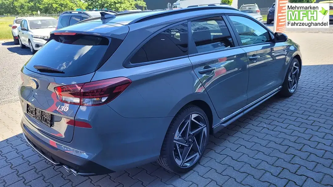 Hyundai i30 - Thumbnail 4