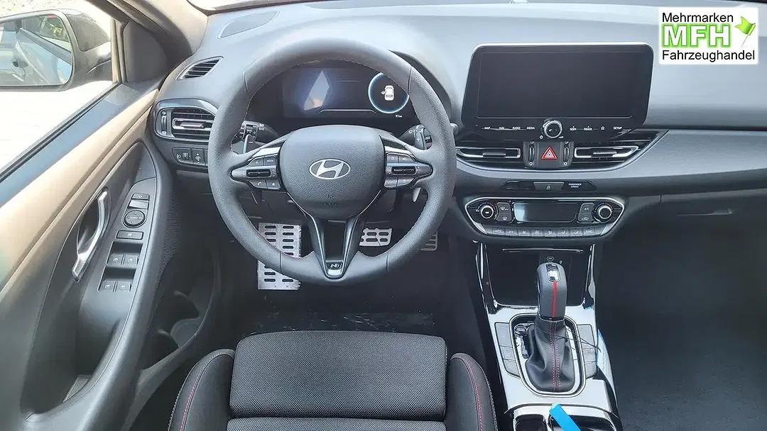 Hyundai i30 - Thumbnail 8