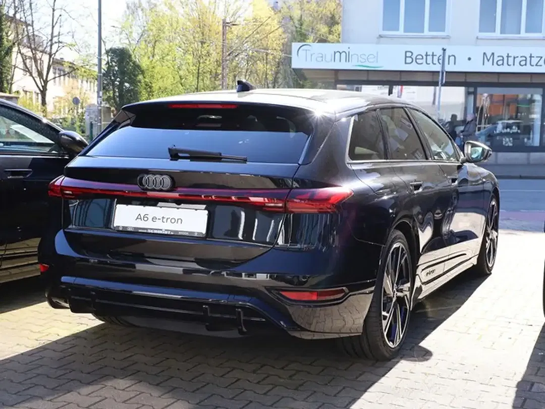 Audi A6 - Thumbnail 3