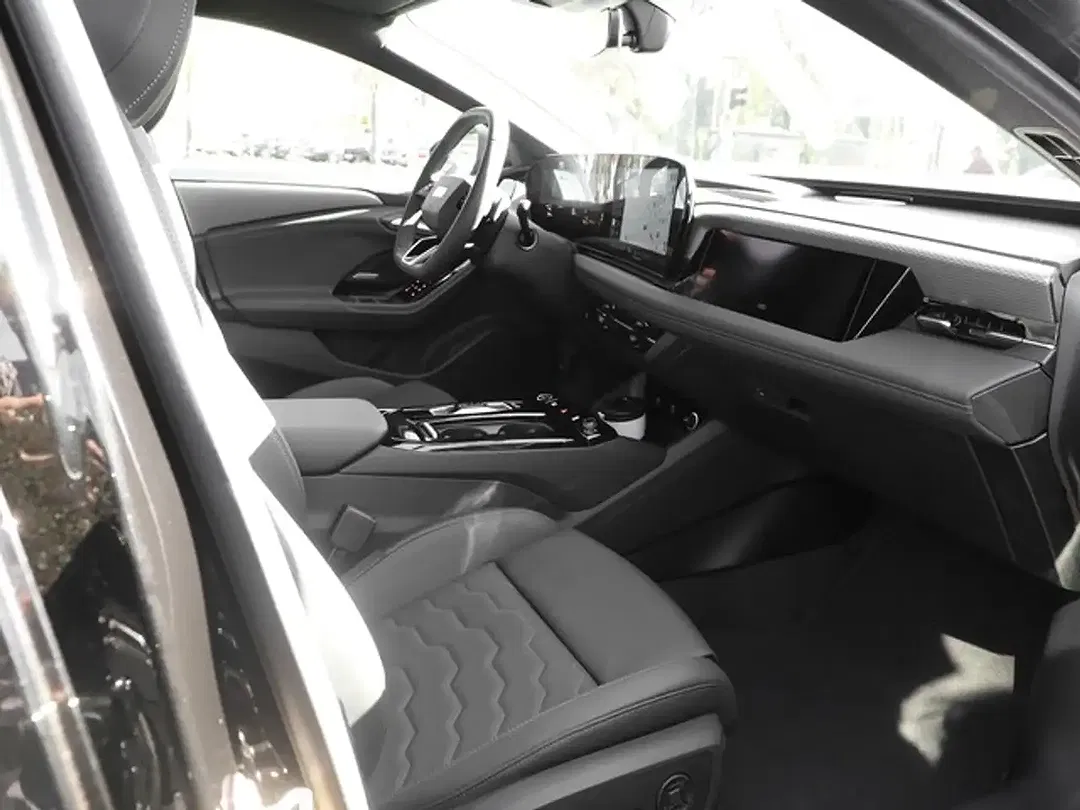 Audi A6 - Thumbnail 5