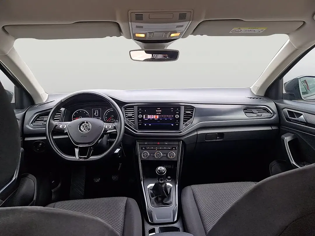 Volkswagen T-Roc - Thumbnail 11