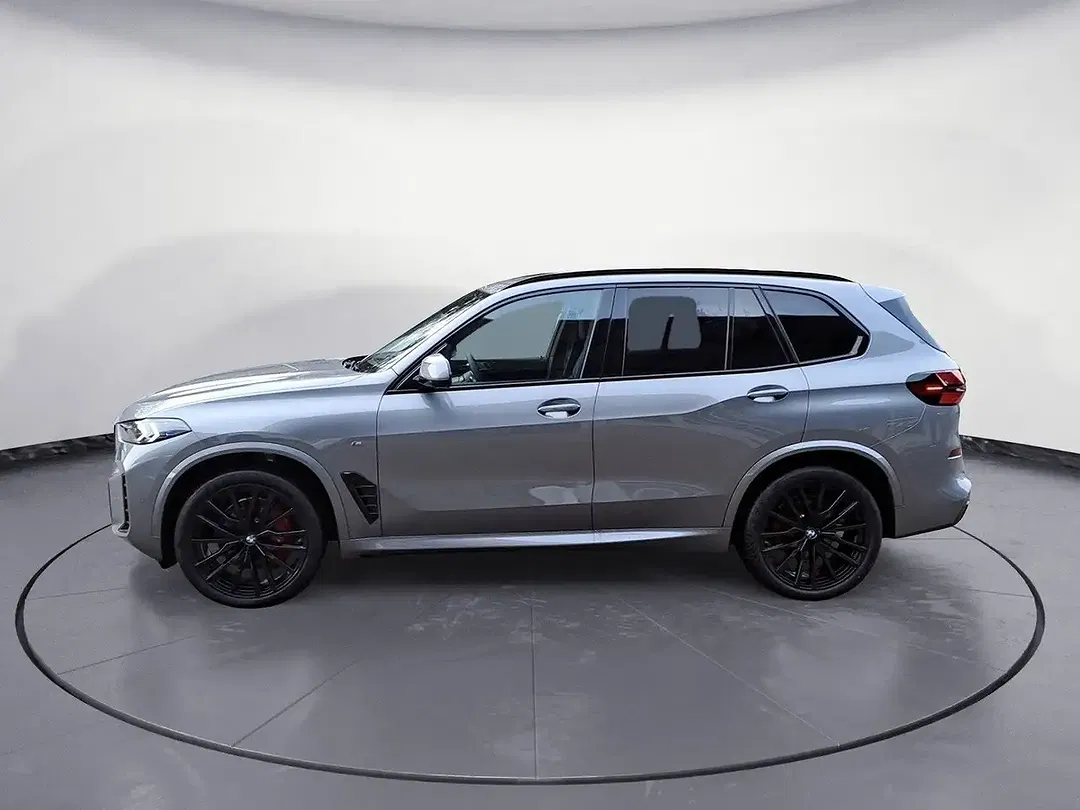 BMW X5 - Thumbnail 3