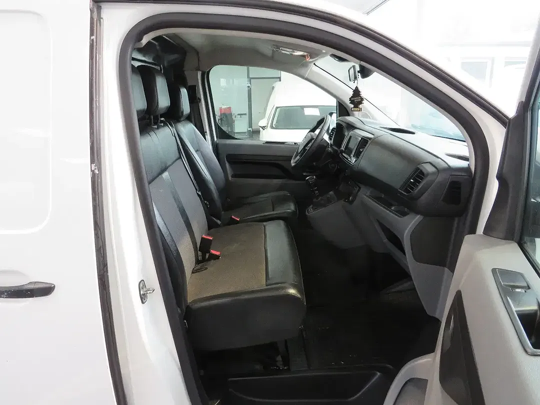 Opel Vivaro - Thumbnail 13