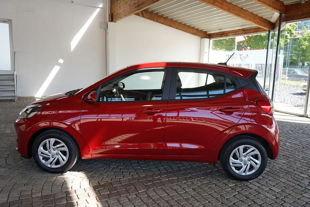 Hyundai i10 - Thumbnail 2
