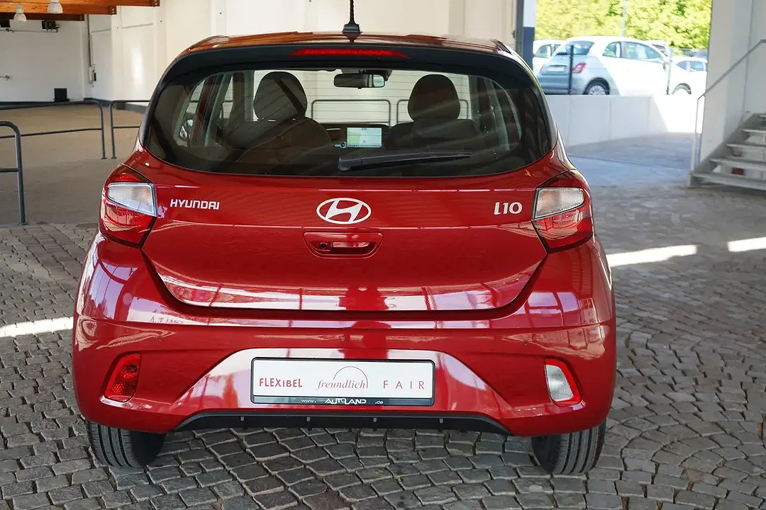 Hyundai i10 - Thumbnail 4