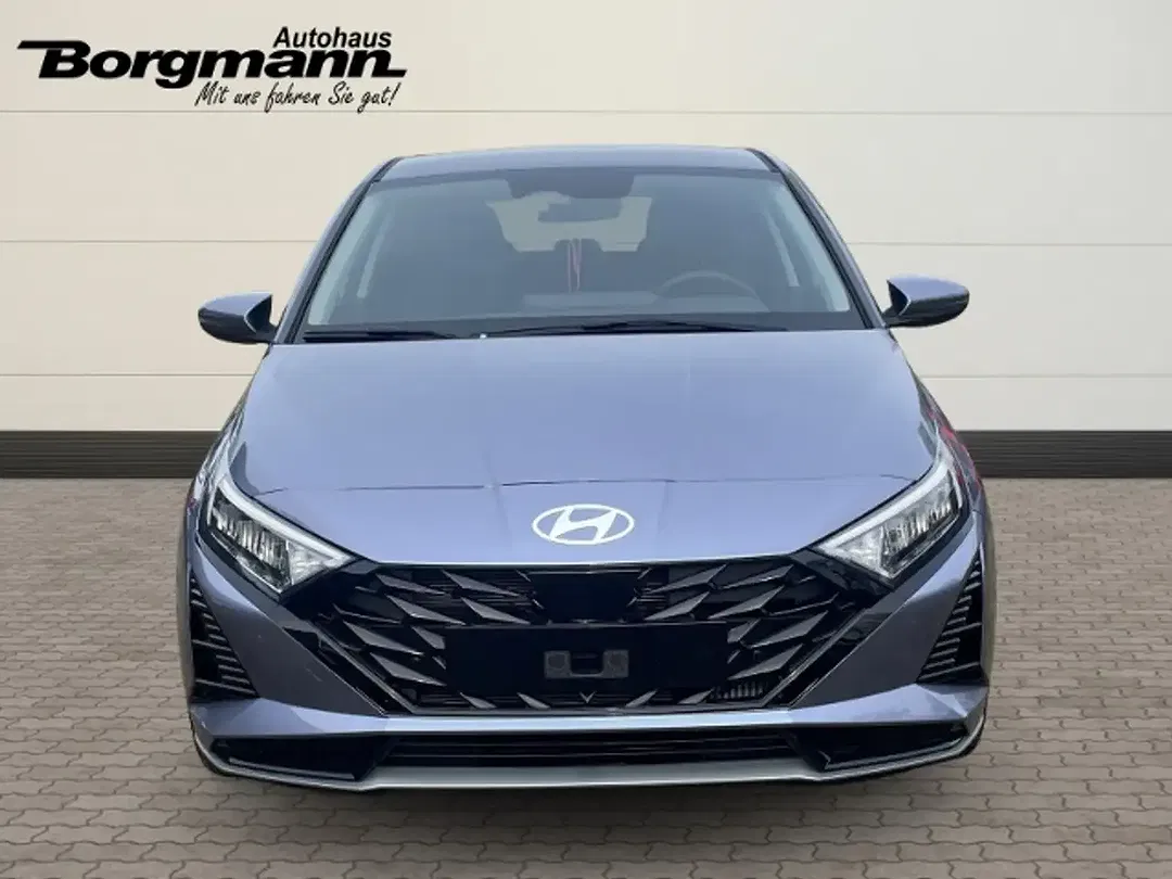 Hyundai i20 - Thumbnail 2