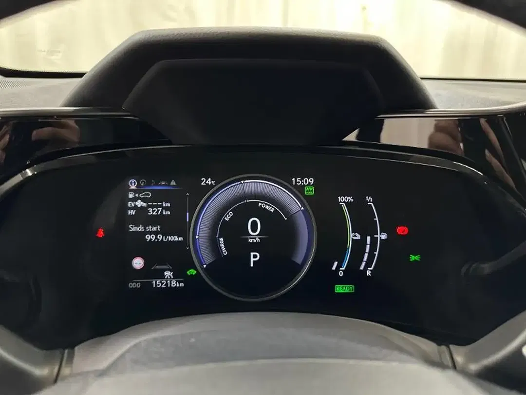 Lexus NX 450h+ - Thumbnail 12