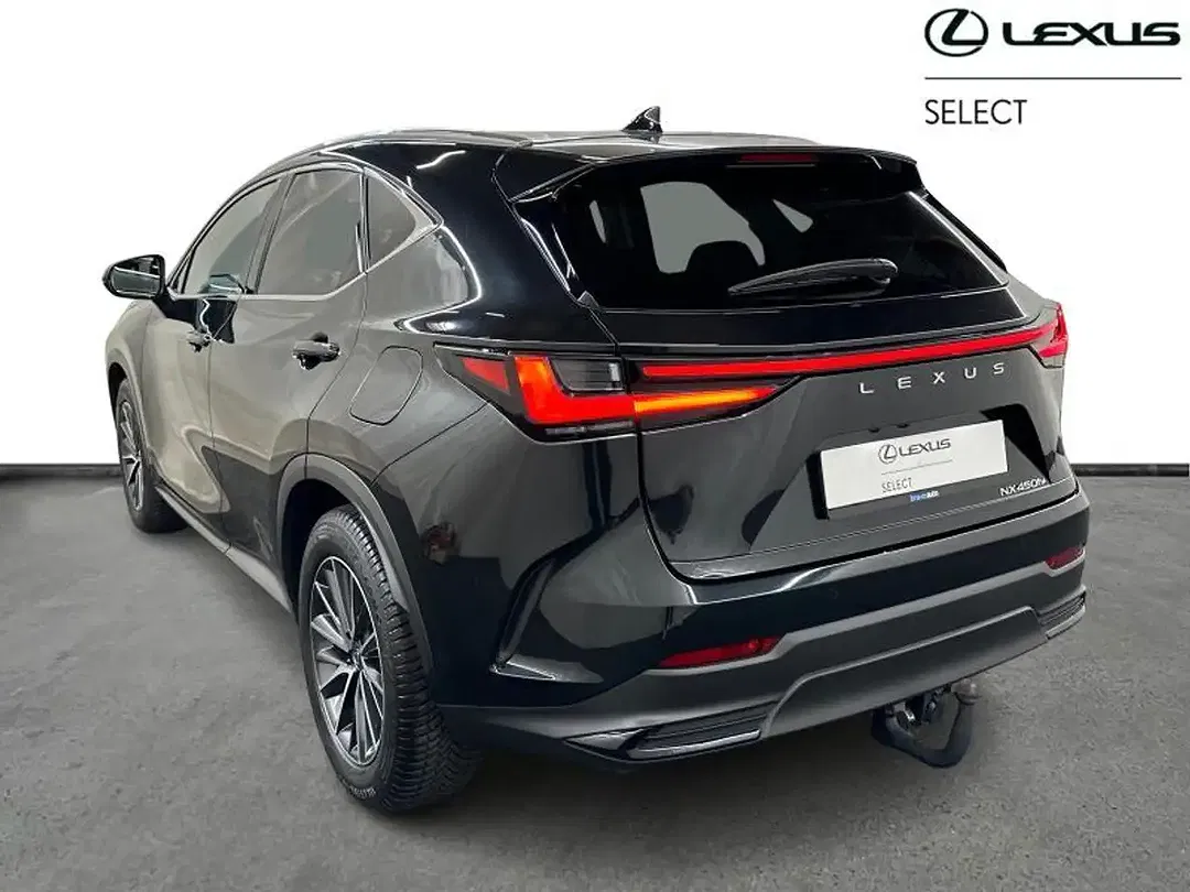Lexus NX 450h+ - Thumbnail 2