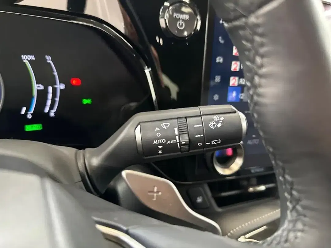 Lexus NX 450h+ - Thumbnail 20