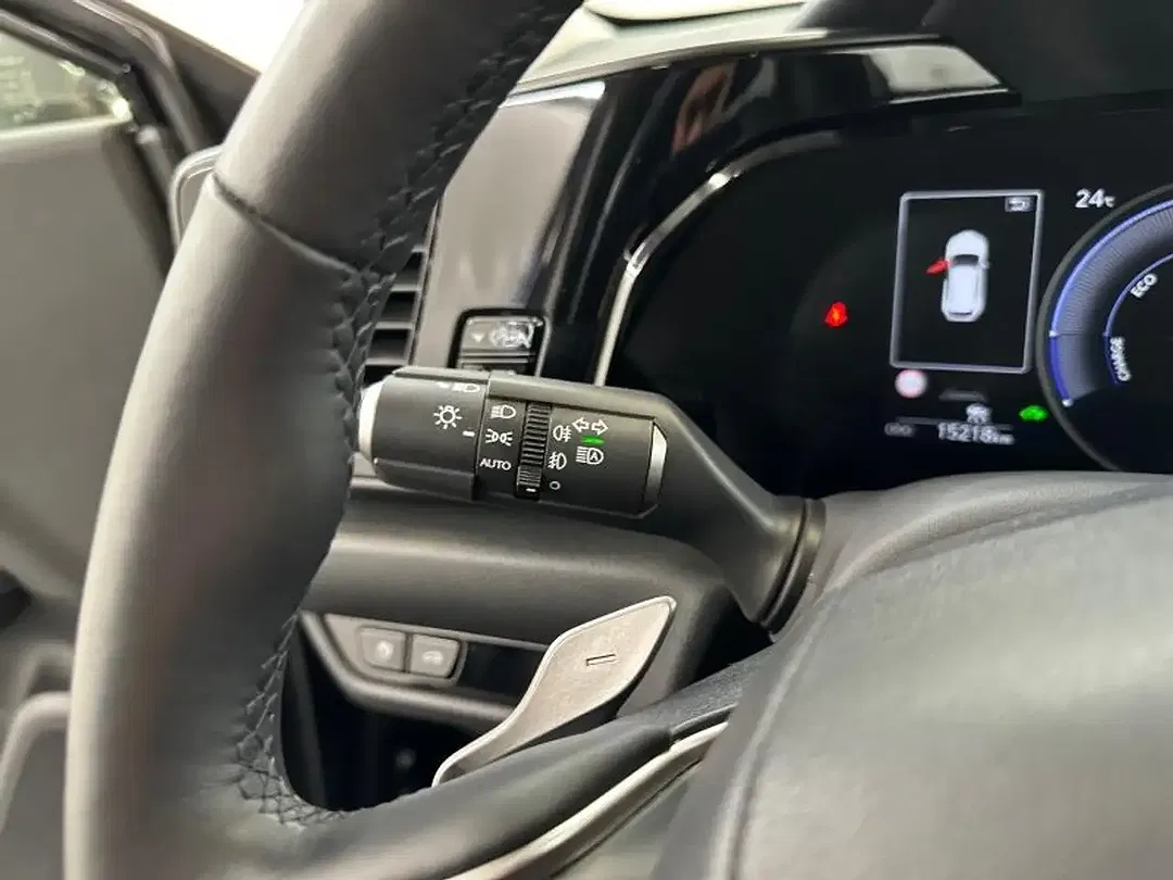 Lexus NX 450h+ - Thumbnail 21