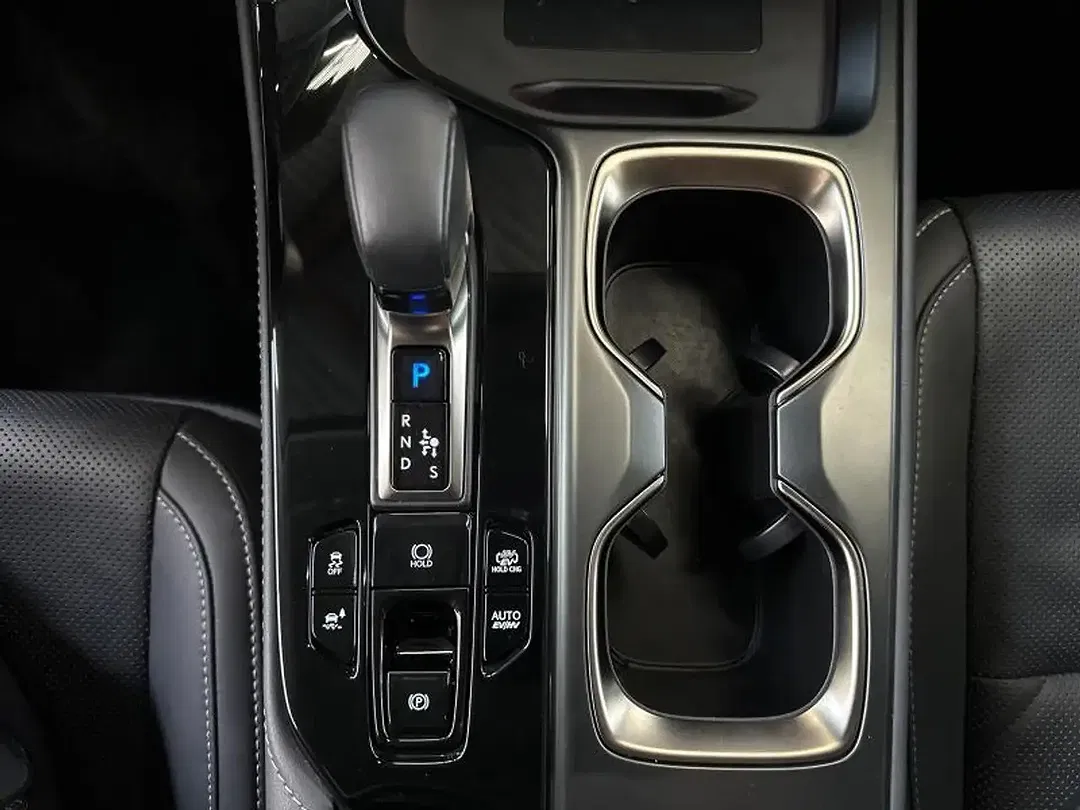 Lexus NX 450h+ - Thumbnail 26