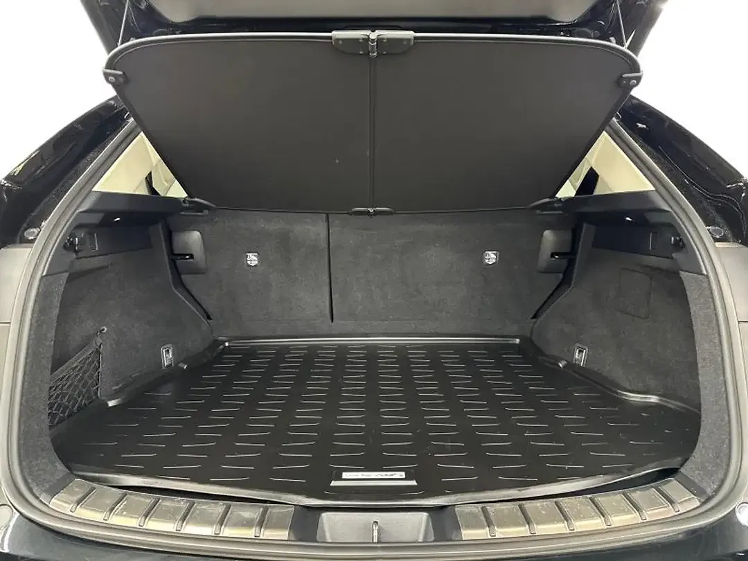 Lexus NX 450h+ - Thumbnail 9