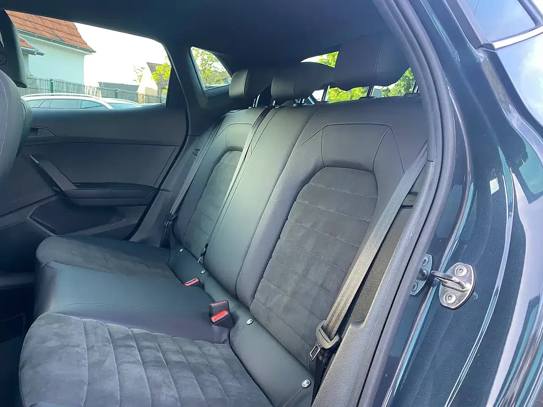 SEAT Ibiza - Thumbnail 11
