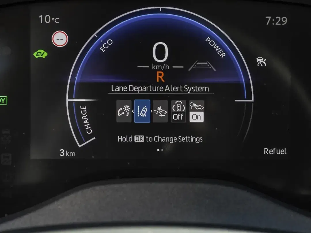 Toyota Yaris - Thumbnail 15