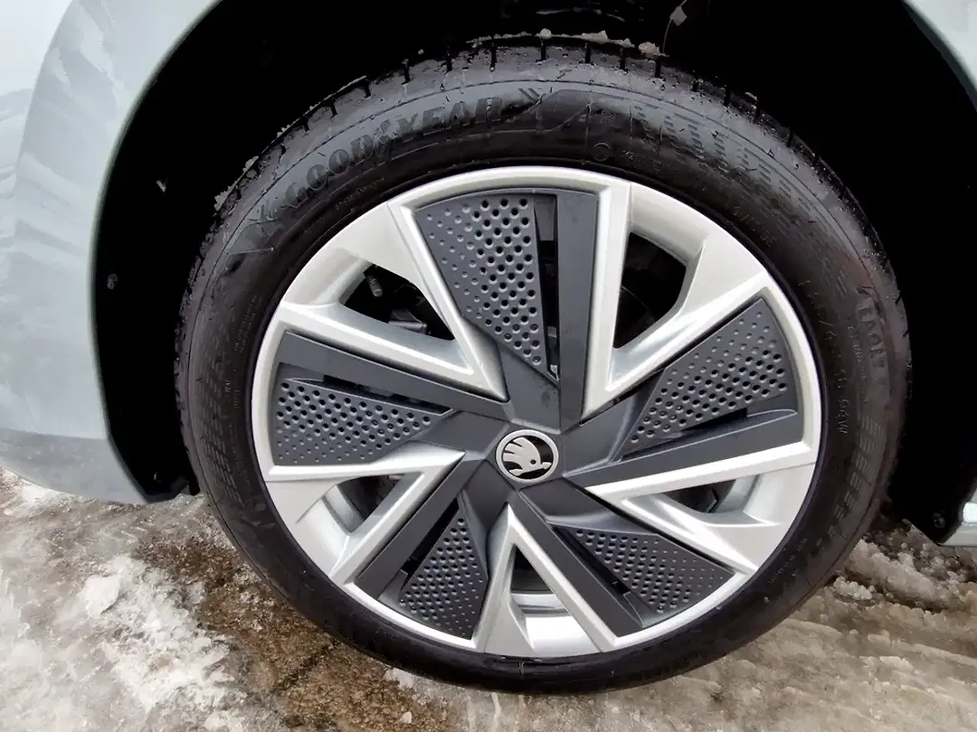 Skoda Superb - Thumbnail 14