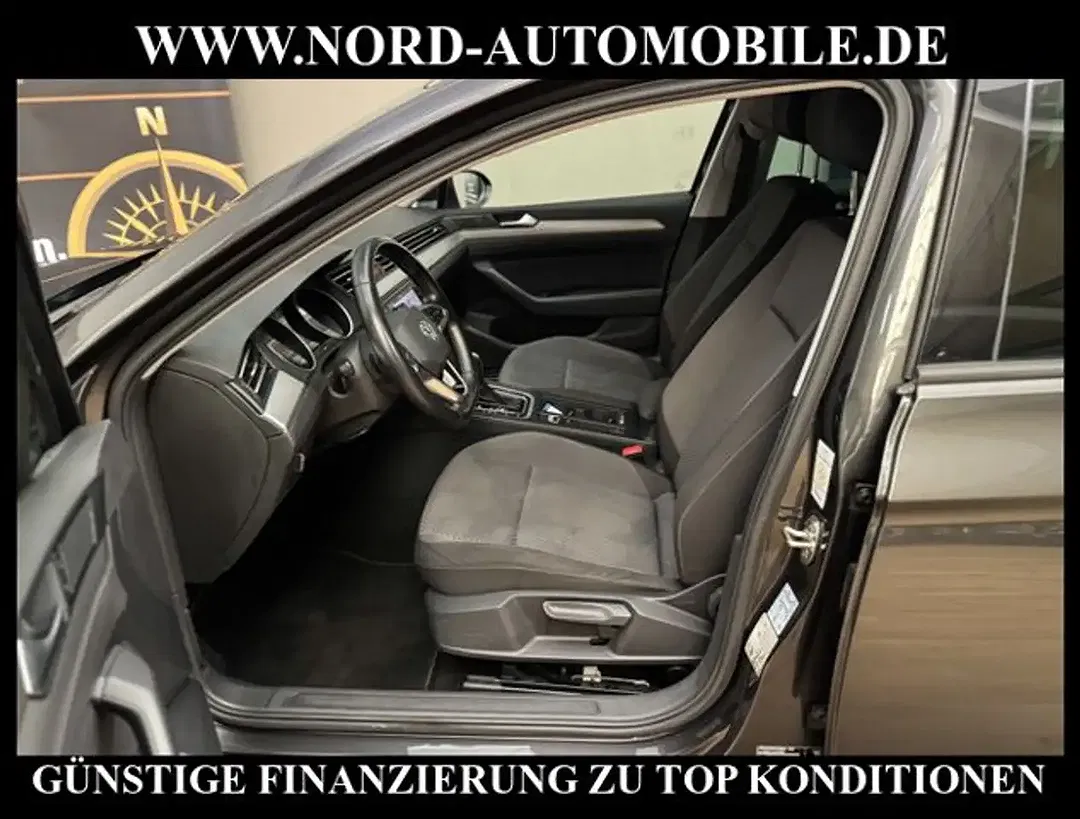 Volkswagen Passat Variant - Thumbnail 10
