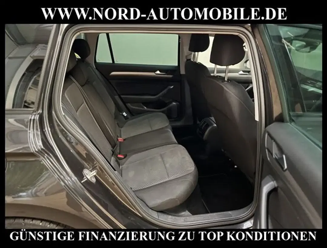 Volkswagen Passat Variant - Thumbnail 12