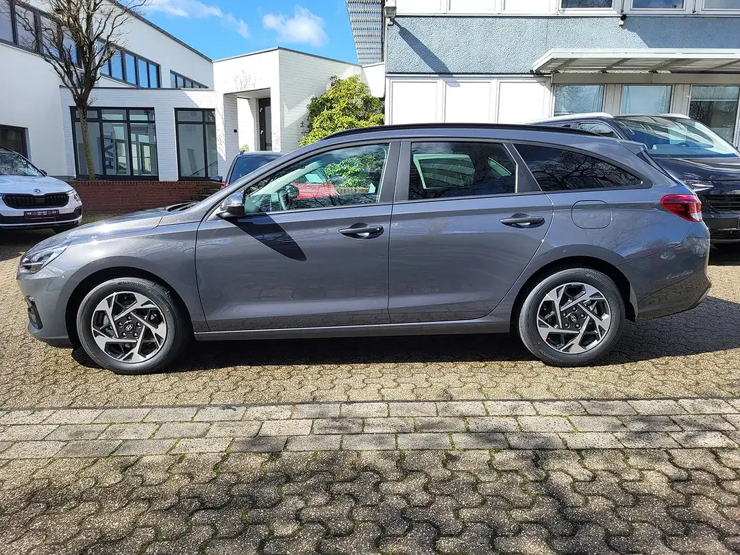 Hyundai i30 - Thumbnail 5