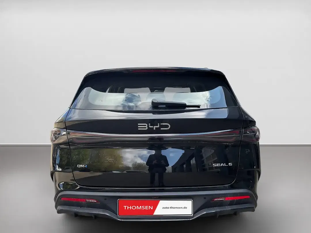 BYD Seal 6 - Thumbnail 5