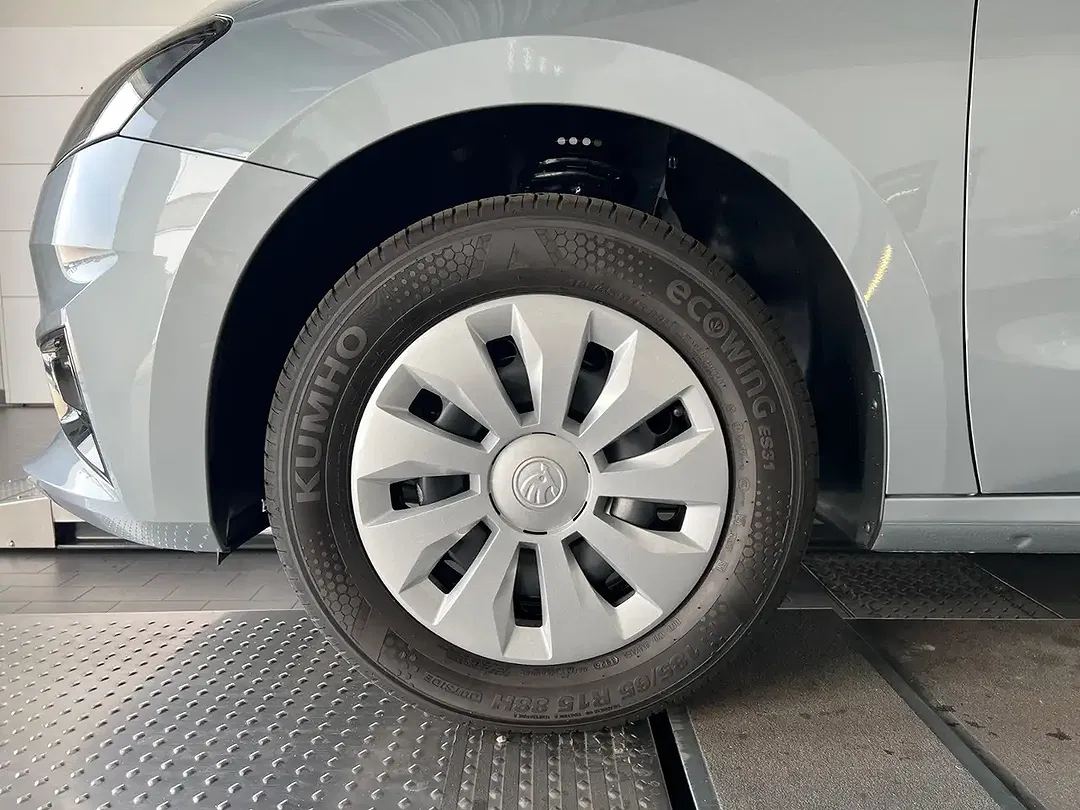 Skoda Fabia - Thumbnail 4