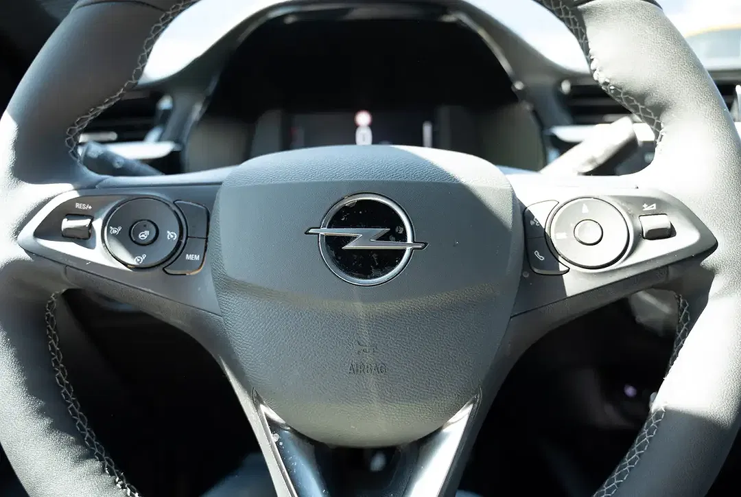 Opel Corsa - Thumbnail 14