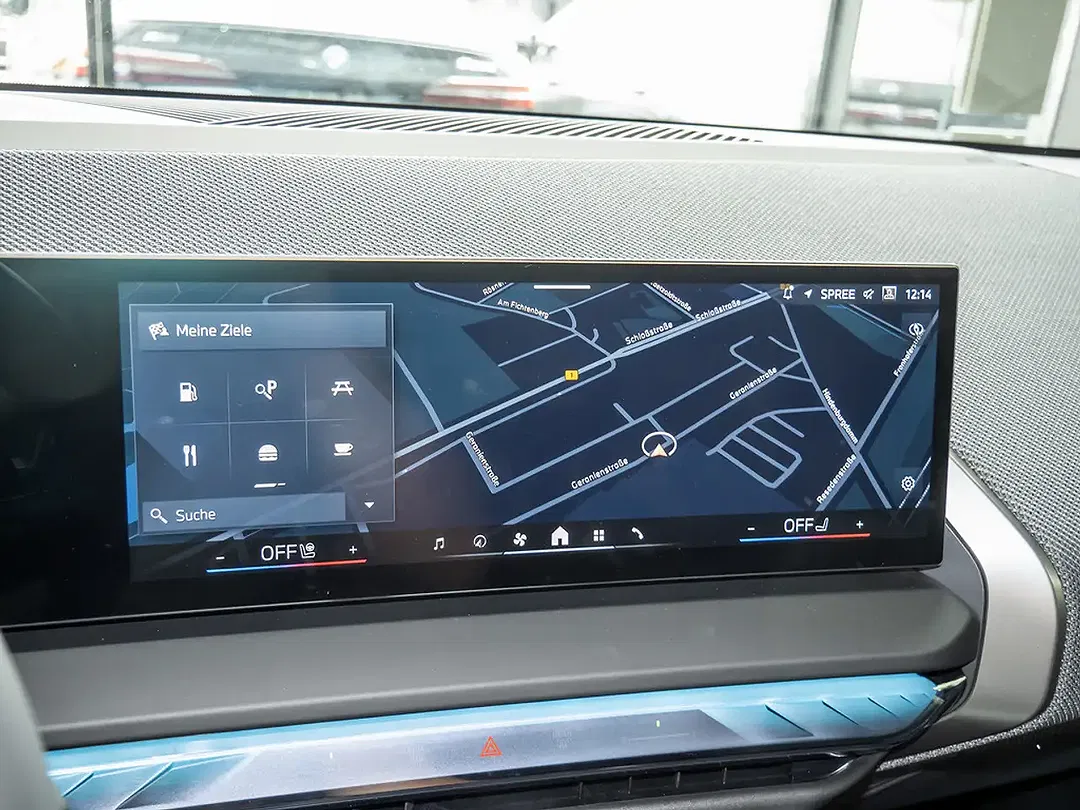 BMW X3 - Thumbnail 11