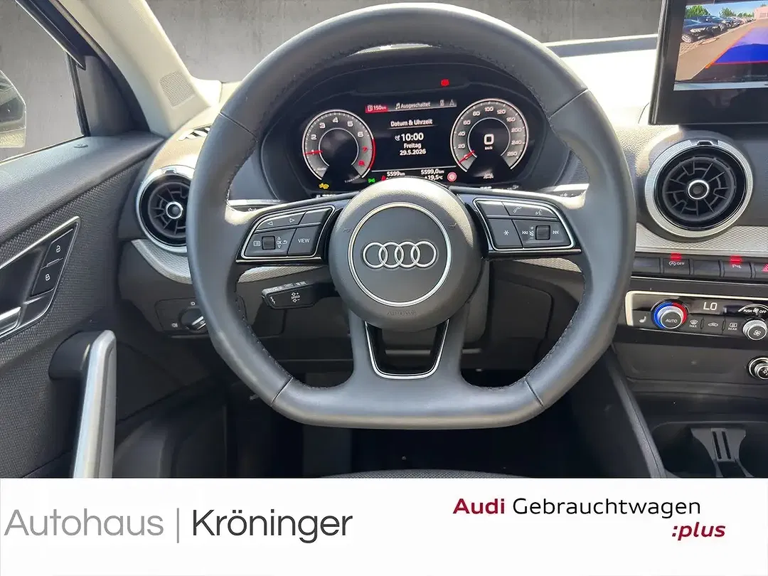 Audi Q2 - Thumbnail 11