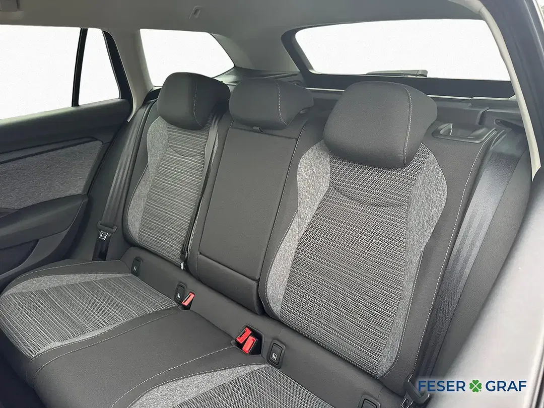 Skoda Superb - Thumbnail 11